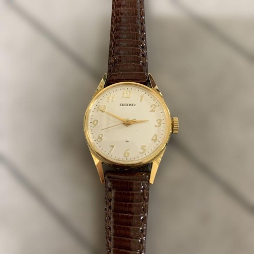 Seiko hand wound watch - hand-wound,