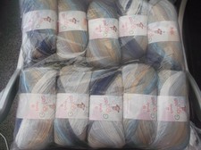 10 x 100g Balls of Wendy Giggles Double Knitting Crochet Yarn Wool  - WG04