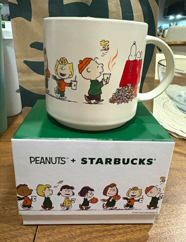 Starbucks peanuts snoopy - peanuts,