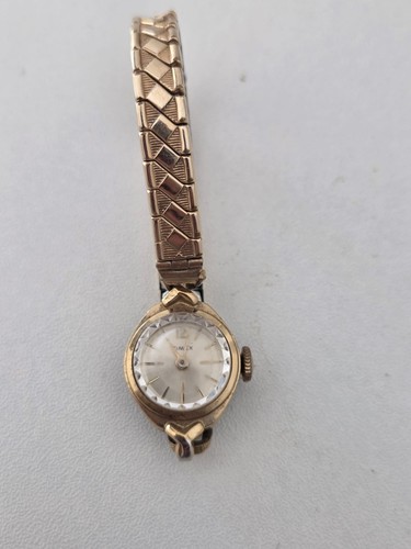 Timex women wristwatch gold - women's,