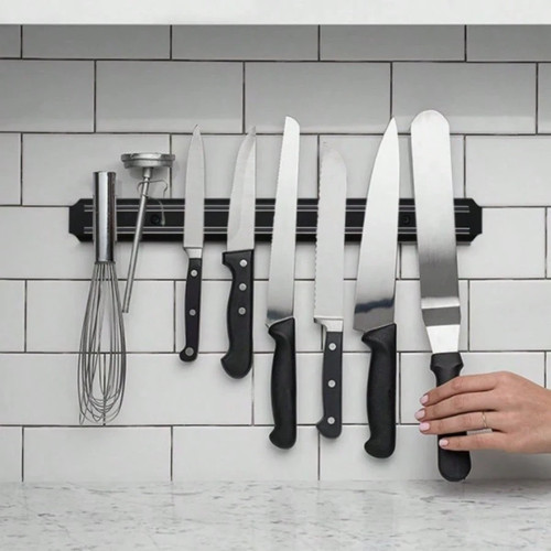 Magnetic wall mounted knife - magnetic,
