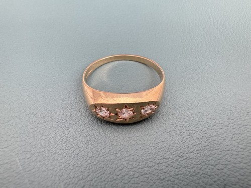 9ct gold ring - 9ct,