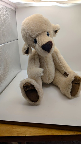 Beautiful artist bear - bear, by