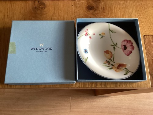 Wedgewood ophelia bone - wedgewood,,
