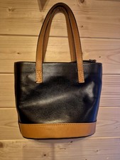 Vera Pelle Black Leather