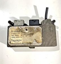 TRIUMPH TT 600 2000 2001 2002