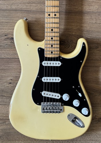 1979 fender stratocaster aged - 1979,