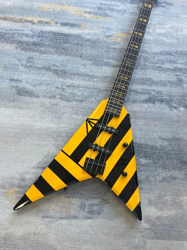Heavy metal style - heavy, v-style