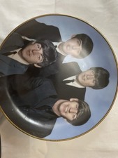 BEATLES COLLECTORS PLATE by LAWRENCE SEYMOUR NO 1440 Of Limited 3000 Bone China