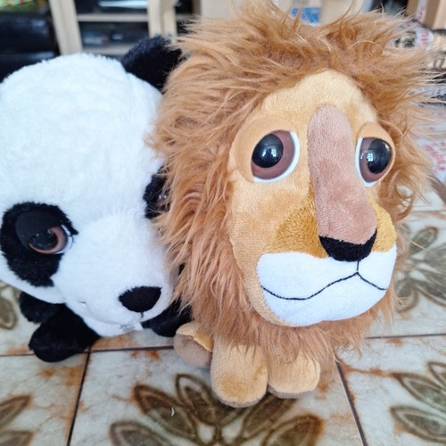 Protected world panda and - protected, lion