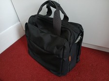 Mandarina Duck Designer