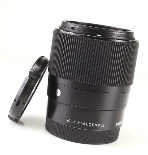 Sigma 30mm dc dn - sigma,