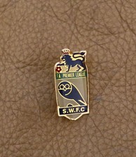 SHEFFIELD WEDNESDAY FC FA PREMIER LEAGUE ORIGINAL METAL PIN BADGE POST IN JIFFY