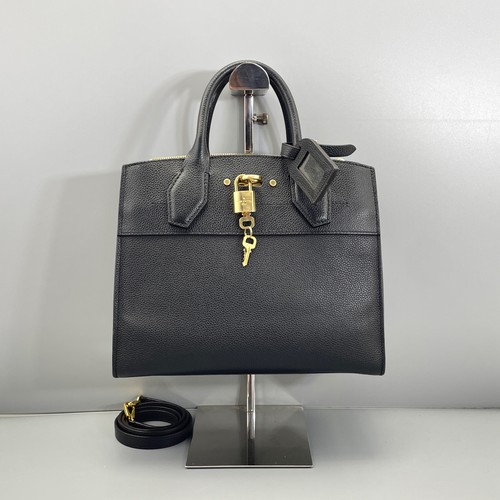 Authentic louis vuitton - authentic,