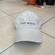 Beige Tommy Hilfiger Classic