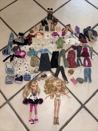 Huge bratz bundle dolls - huge,