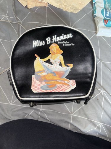 Miss haviour vintage 1950s - miss, b.