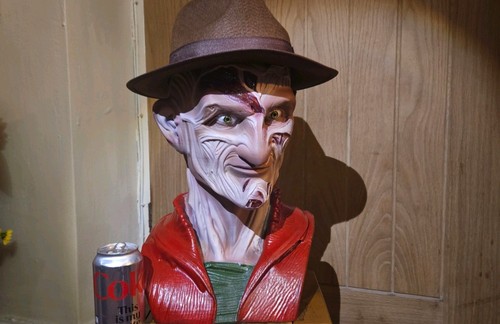 Life size freddy krueger - life,