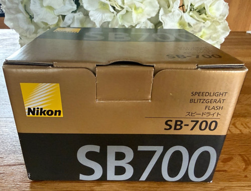 Nikon speedlight 700 - sb-700, shoe
