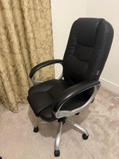 Staples Darcy Executive Leather-Look Office Chair (Black)