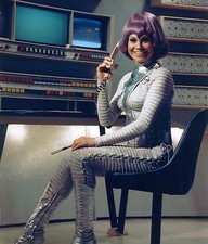 Maureen Tann UFO 10" x 8"