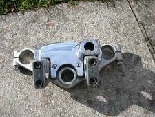 Triple clamp top fork top yoke