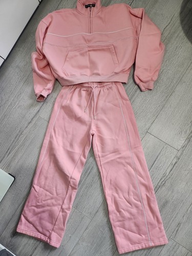 Pink tracksuit - pink,