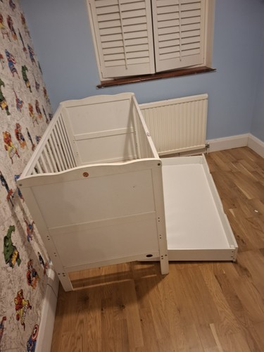Baby cot bed - cot,