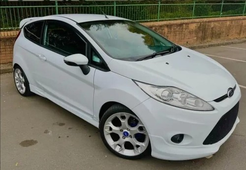 Side skirts for ford fiesta - skirts,