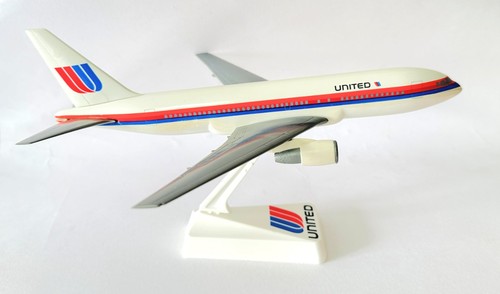 Boeing 767 200 united - 767-200, airlines