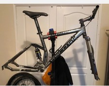 Scott Genius MC10 Frame and Fox Talas Fork