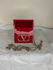 Valentino. Go-Clutch