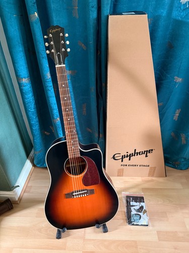 Epiphone inspired gibson - by,