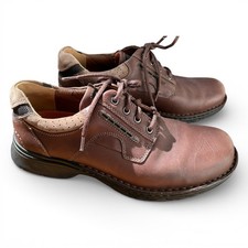 Clarks 1825 isUnstructured Un