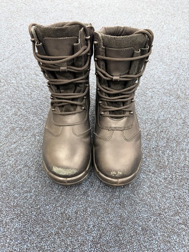 Black safety boots - black,