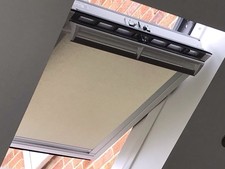 VELUX SKYLIGHT BLIND GGL MK04  78cm X 98 cm. Expressions Vista Grey