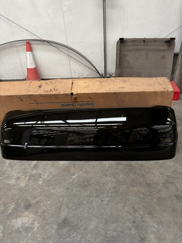 Mercedes benz lorry cab - benz,