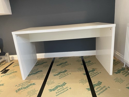 Ikea white desk gloss - ikea,