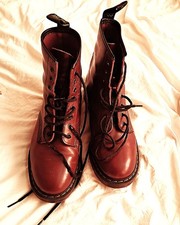 Solovair 8 Eye Derby Boots