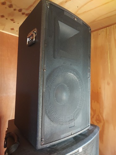 Pair and top speakers - pair,