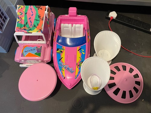 Barbie wet and wild car - barbie,