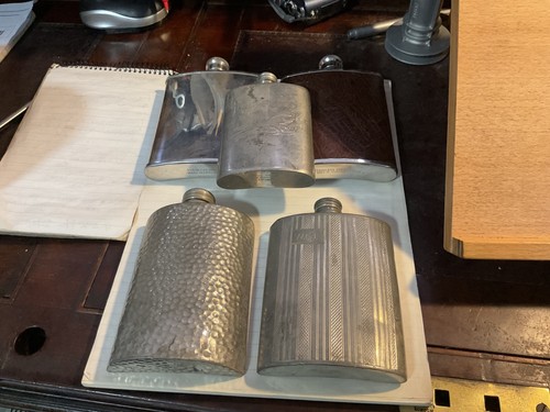 Hip flasks x - hip, 2