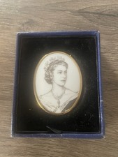 Royal Commemorative Jewellery