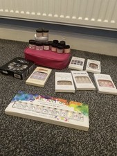 Set of Different Nail Powders and Press ONS Nails
