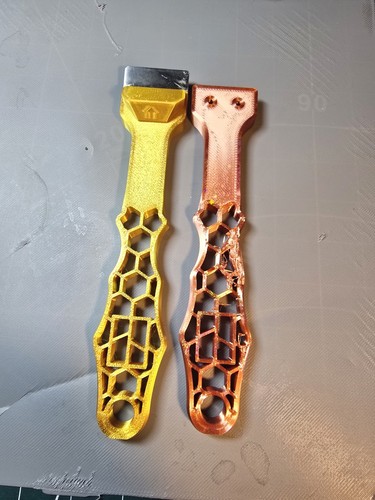 Wallet honeycomb grip tool - honeycomb,