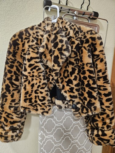Monterey fashions vintage - monterey,