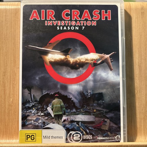 Air crash investigation season - crash,