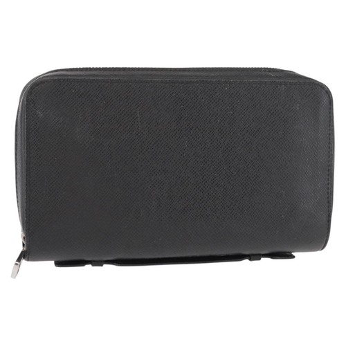 Louis vuitton taiga zippy - louis,