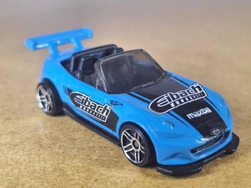Hot wheels mazda - hot, 15