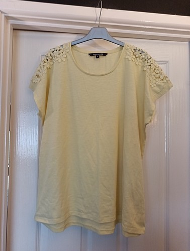 Bon marche ladies - marche, yellow